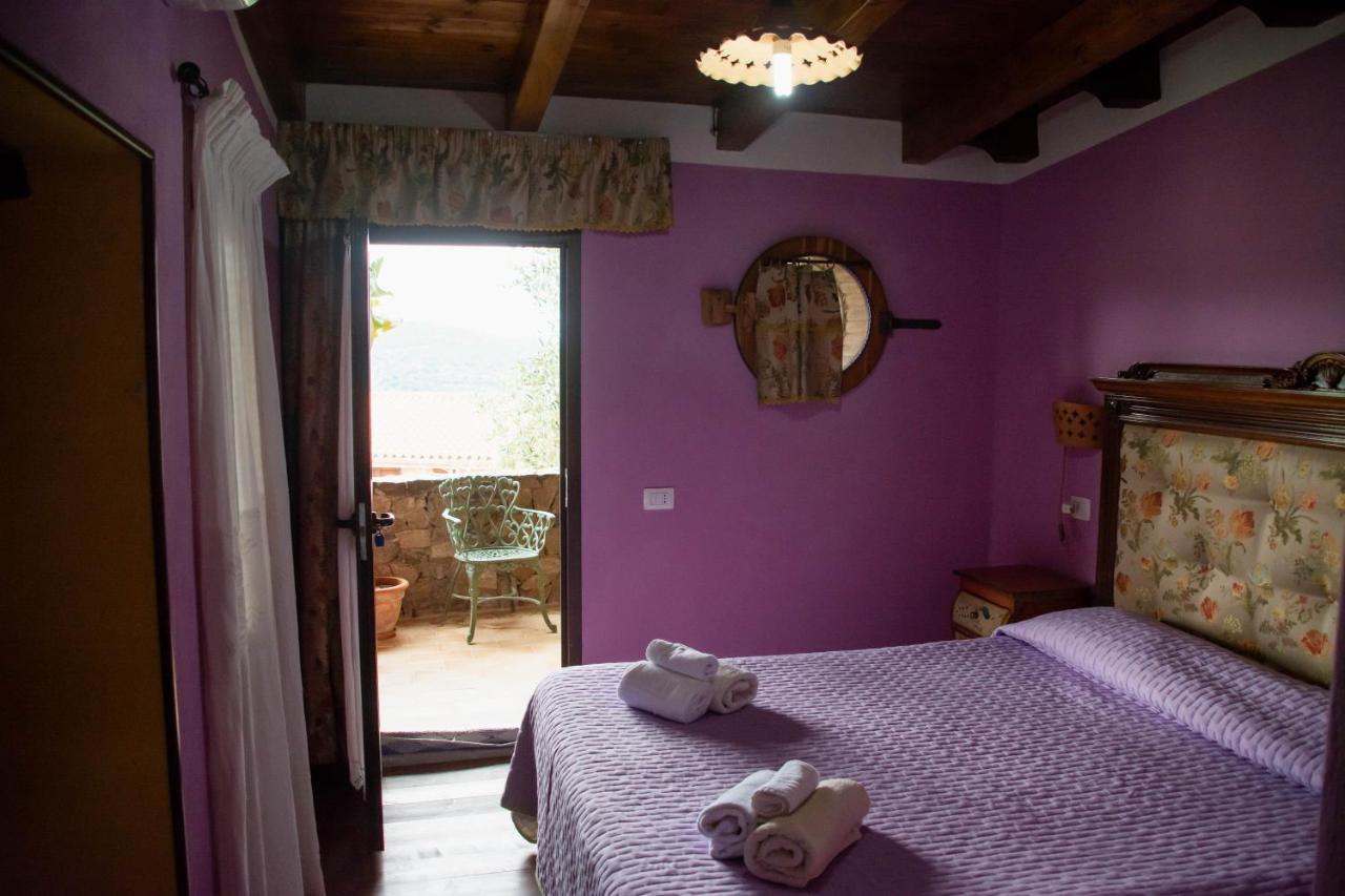B&B Il Giardino Arbus Exterior photo