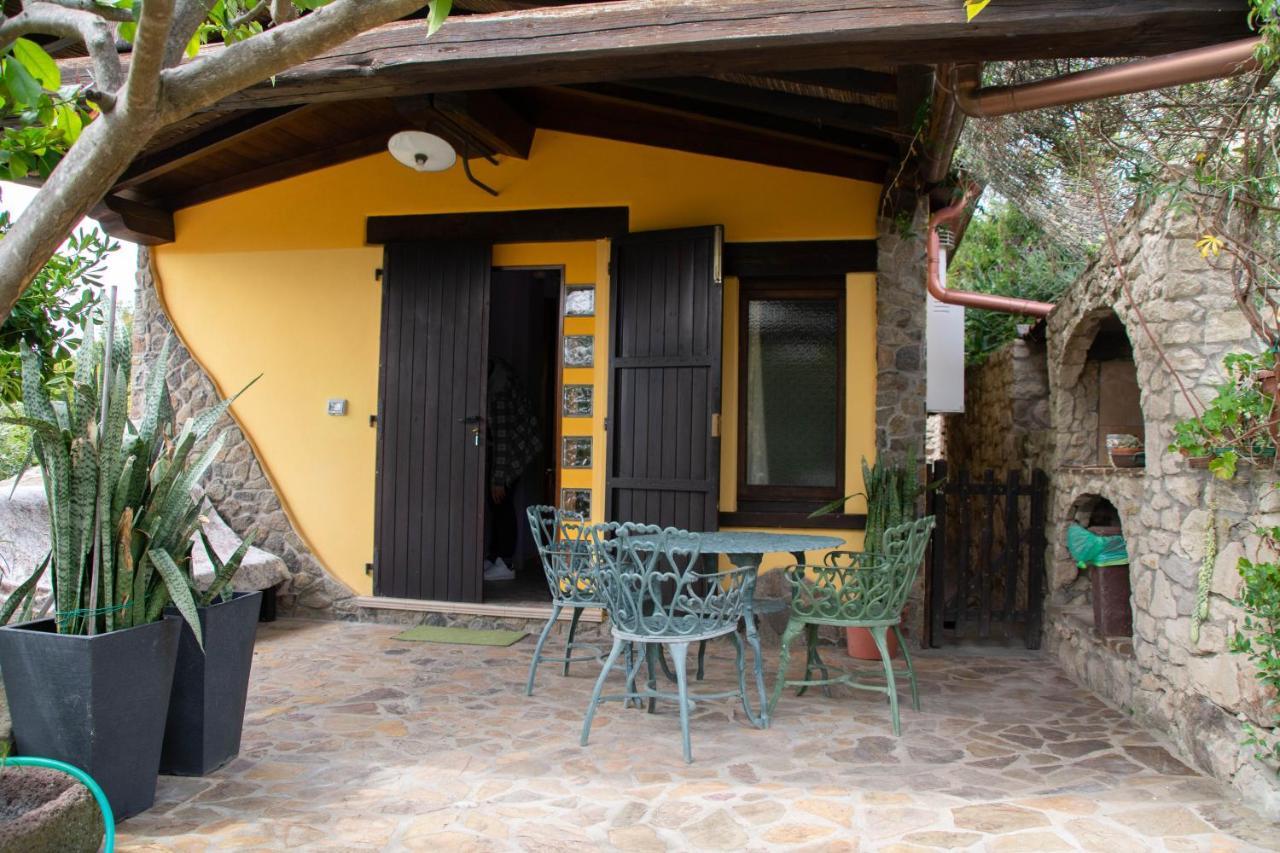 B&B Il Giardino Arbus Exterior photo